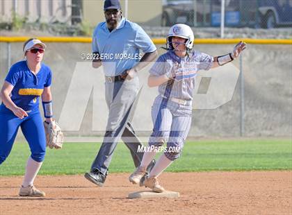 Thumbnail 2 in Clairemont @ Grossmont photogallery.
