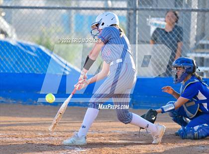 Thumbnail 2 in Clairemont @ Grossmont photogallery.