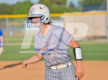Thumbnail 3 in Clairemont @ Grossmont photogallery.