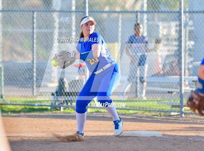 Thumbnail 2 in Clairemont @ Grossmont photogallery.