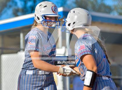 Thumbnail 3 in Clairemont @ Grossmont photogallery.