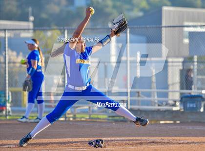 Thumbnail 1 in Clairemont @ Grossmont photogallery.