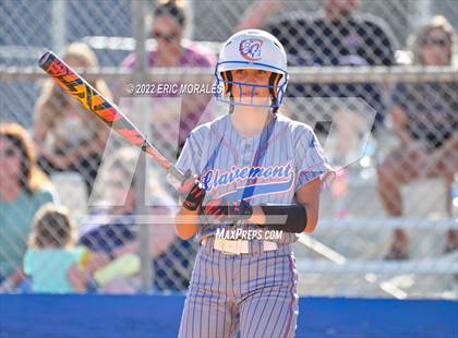 Thumbnail 2 in Clairemont @ Grossmont photogallery.