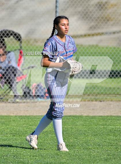 Thumbnail 2 in Clairemont @ Grossmont photogallery.