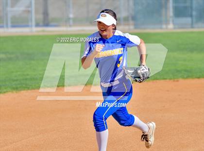 Thumbnail 3 in Clairemont @ Grossmont photogallery.