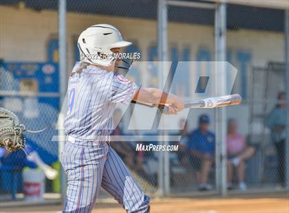Thumbnail 1 in Clairemont @ Grossmont photogallery.