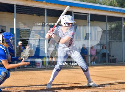 Thumbnail 1 in Clairemont @ Grossmont photogallery.