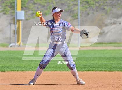 Thumbnail 2 in Clairemont @ Grossmont photogallery.