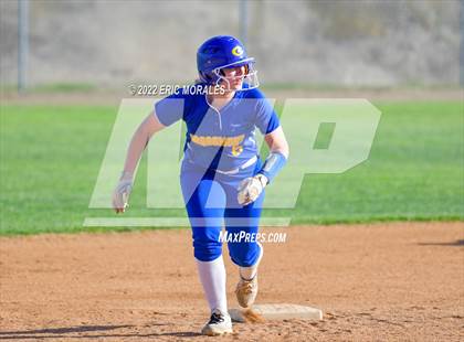 Thumbnail 3 in Clairemont @ Grossmont photogallery.