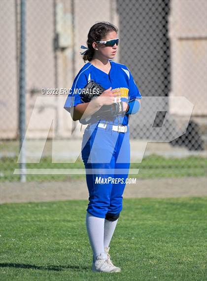 Thumbnail 2 in Clairemont @ Grossmont photogallery.