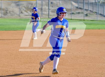 Thumbnail 2 in Clairemont @ Grossmont photogallery.