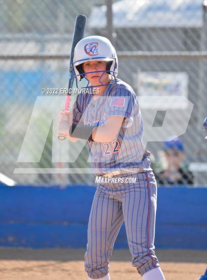 Thumbnail 1 in Clairemont @ Grossmont photogallery.