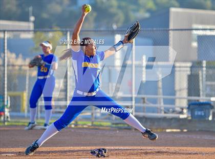 Thumbnail 1 in Clairemont @ Grossmont photogallery.