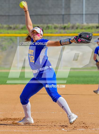 Thumbnail 2 in Clairemont @ Grossmont photogallery.