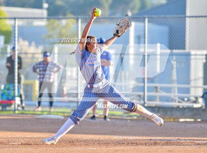 Thumbnail 1 in Clairemont @ Grossmont photogallery.
