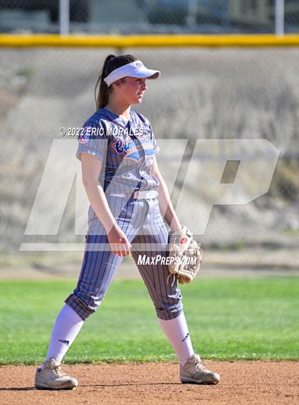 Thumbnail 1 in Clairemont @ Grossmont photogallery.