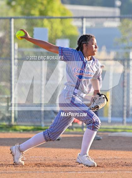 Thumbnail 2 in Clairemont @ Grossmont photogallery.