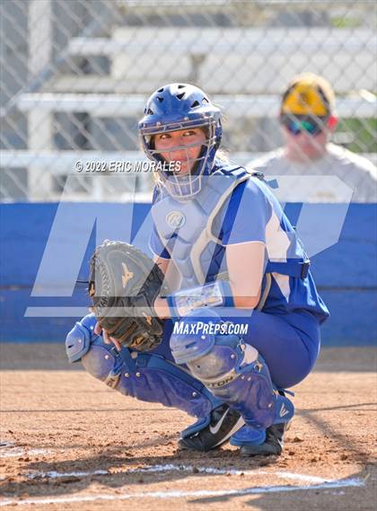 Thumbnail 2 in Clairemont @ Grossmont photogallery.