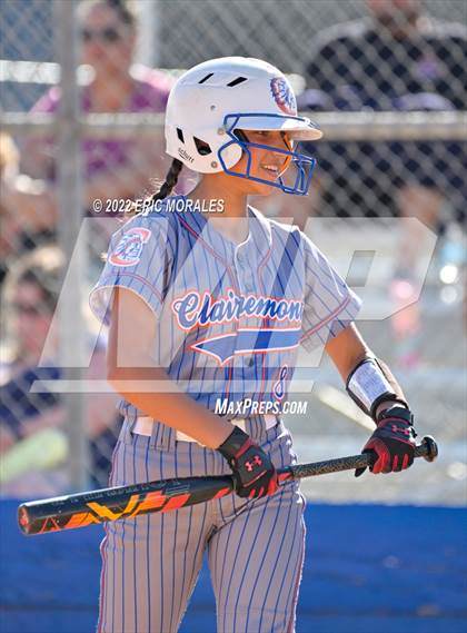 Thumbnail 1 in Clairemont @ Grossmont photogallery.