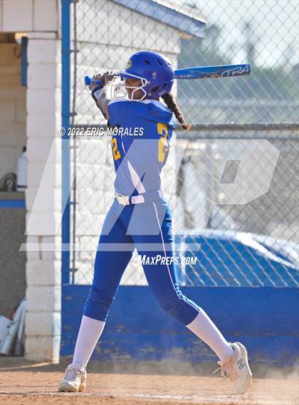 Thumbnail 2 in Clairemont @ Grossmont photogallery.