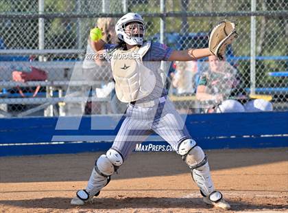 Thumbnail 2 in Clairemont @ Grossmont photogallery.