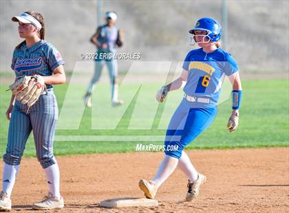 Thumbnail 2 in Clairemont @ Grossmont photogallery.