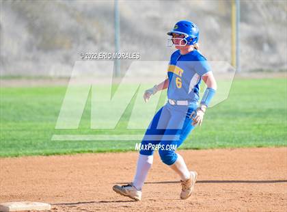 Thumbnail 1 in Clairemont @ Grossmont photogallery.
