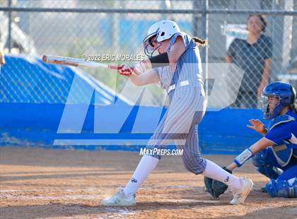 Thumbnail 3 in Clairemont @ Grossmont photogallery.