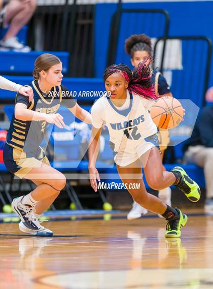 Thumbnail 3 in Concord Academy vs. Lake Norman (Phenom Lakesgiving) photogallery.