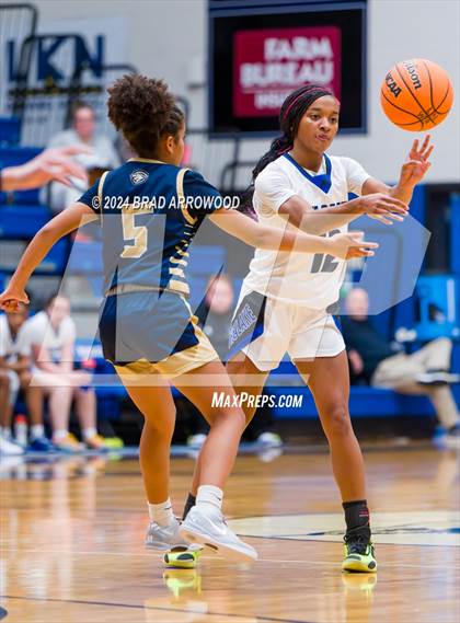 Thumbnail 3 in Concord Academy vs. Lake Norman (Phenom Lakesgiving) photogallery.