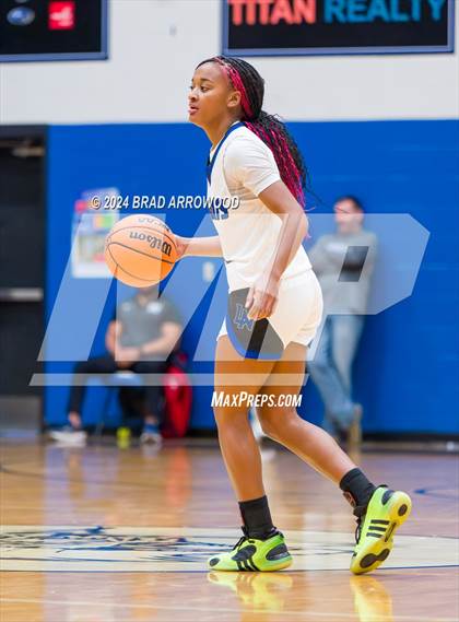 Thumbnail 1 in Concord Academy vs. Lake Norman (Phenom Lakesgiving) photogallery.
