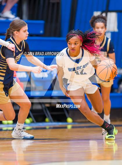 Thumbnail 2 in Concord Academy vs. Lake Norman (Phenom Lakesgiving) photogallery.