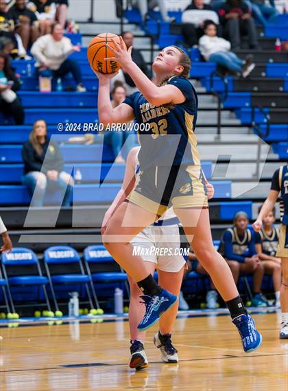 Thumbnail 3 in Concord Academy vs. Lake Norman (Phenom Lakesgiving) photogallery.