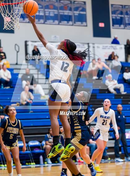 Thumbnail 1 in Concord Academy vs. Lake Norman (Phenom Lakesgiving) photogallery.