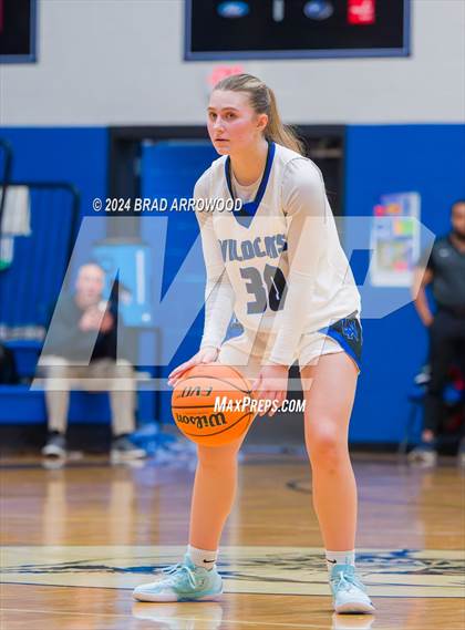 Thumbnail 3 in Concord Academy vs. Lake Norman (Phenom Lakesgiving) photogallery.