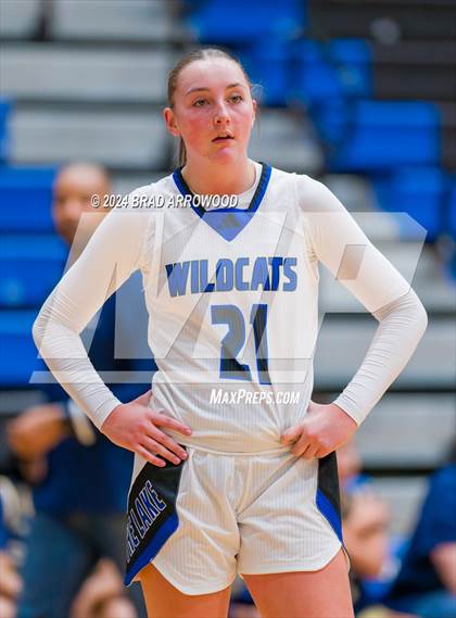 Thumbnail 2 in Concord Academy vs. Lake Norman (Phenom Lakesgiving) photogallery.