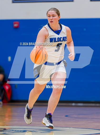 Thumbnail 2 in Concord Academy vs. Lake Norman (Phenom Lakesgiving) photogallery.