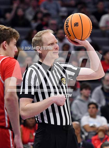 Thumbnail 3 in Harvard-Westlake vs. Salesian College Preparatory (CIF State Open Div. Final) photogallery.