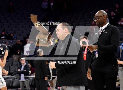 Thumbnail 3 in Harvard-Westlake vs. Salesian College Preparatory (CIF State Open Div. Final) photogallery.