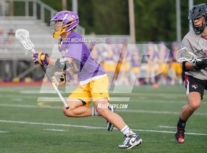 Thumbnail 3 in Issaquah @ Eastlake (WA 4A Semifinal) photogallery.