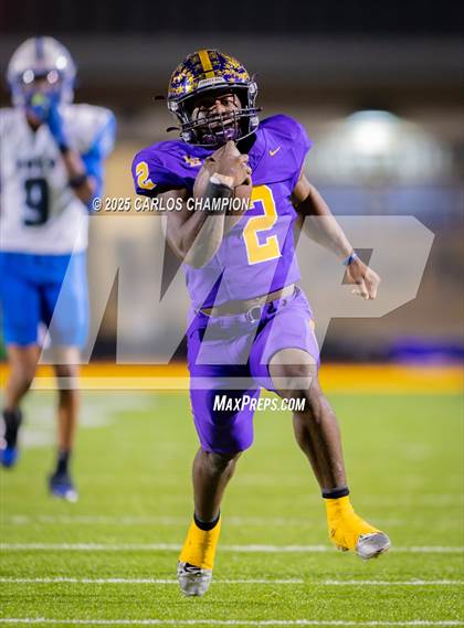 Thumbnail 1 in Lanier @ Liberty Hill (UIL 5A Division 2 Football Bi-District) photogallery.