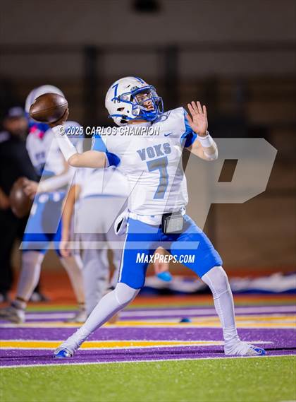 Thumbnail 2 in Lanier @ Liberty Hill (UIL 5A Division 2 Football Bi-District) photogallery.