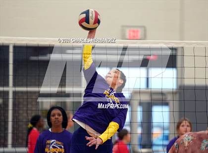 Thumbnail 1 in Burton vs. Granger (UIL 2A Bi-District Playoff) photogallery.