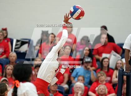 Thumbnail 2 in Burton vs. Granger (UIL 2A Bi-District Playoff) photogallery.
