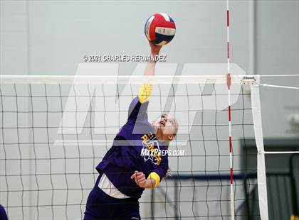 Thumbnail 1 in Burton vs. Granger (UIL 2A Bi-District Playoff) photogallery.