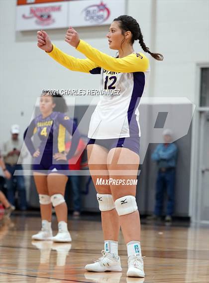Thumbnail 2 in Burton vs. Granger (UIL 2A Bi-District Playoff) photogallery.