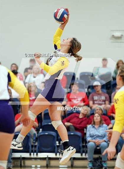 Thumbnail 1 in Burton vs. Granger (UIL 2A Bi-District Playoff) photogallery.