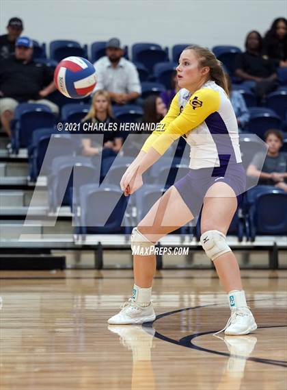 Thumbnail 3 in Burton vs. Granger (UIL 2A Bi-District Playoff) photogallery.