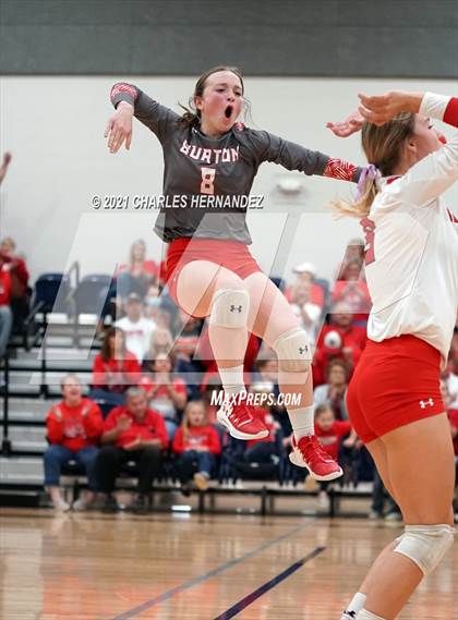 Thumbnail 3 in Burton vs. Granger (UIL 2A Bi-District Playoff) photogallery.