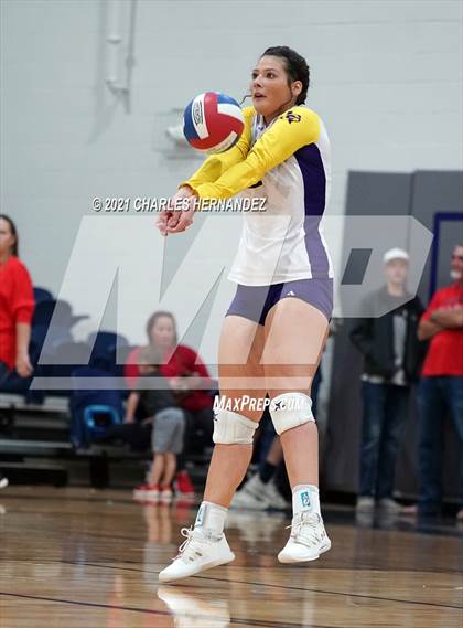 Thumbnail 1 in Burton vs. Granger (UIL 2A Bi-District Playoff) photogallery.
